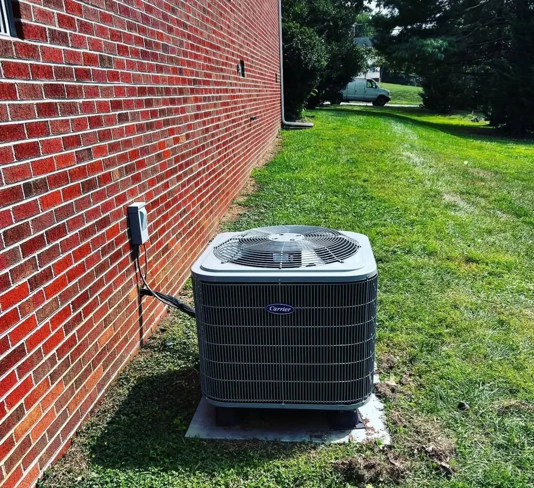 New Carrier AC condenser at a DMV home